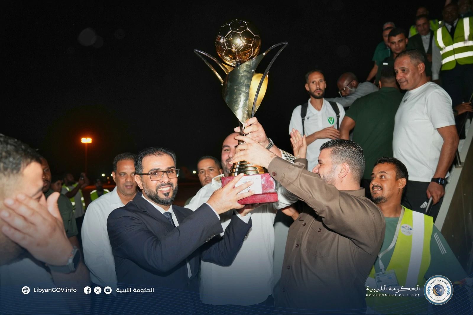 رئيس وزراء الحكومة الليبية يستقبل بعثة فريق نادي النصر بطل الدوري الليبي